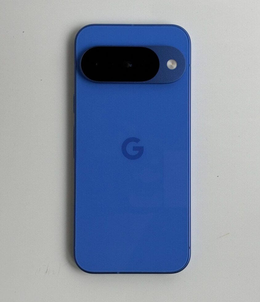 | ガジェットレビューの匠 Pixel10の背面デザイン