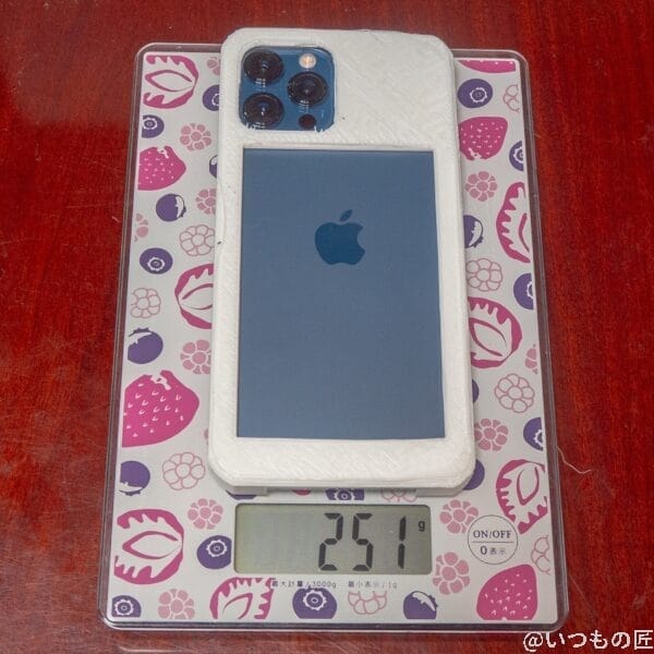 iPhone 12 Pro MAXの重さ
