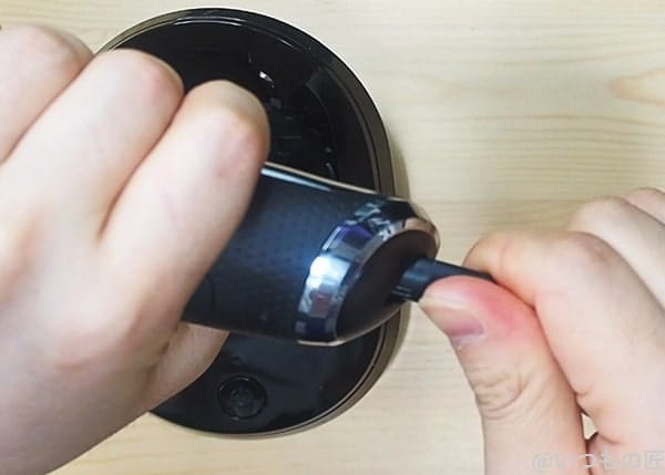 brown-series9は充電しながら剃れない | ガジェットレビューの匠 brown-series9は充電しながら剃れない