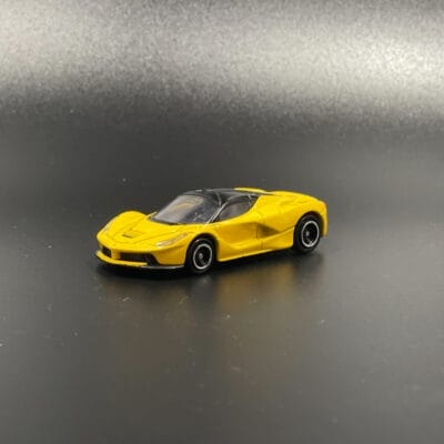 iphone12 pro maxのカメラで撮影したミニカー | ガジェットレビューの匠 iPhone12 Pro Maxのカメラで撮影したミニカー