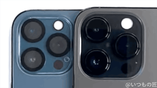 | ガジェットレビューの匠 iPhone12 Pro Max(左)とiPhone14 Pro(右)のカメラ部分