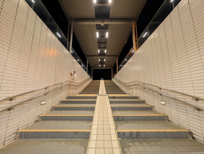 google pixel 9 pro xl の通常モードで撮影した夜景写真 | ガジェットレビューの匠 Google Pixel 9 Pro XL カメラ Google Pixel 9 Pro XL の通常モードで撮影した夜景写真