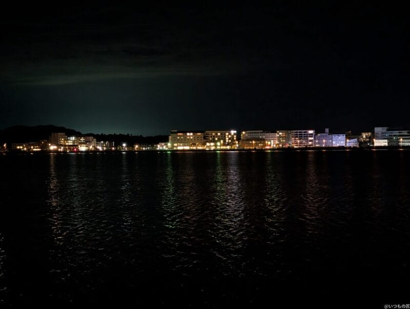 google pixel 9 pro xl の通常モードでズーム撮影した夜景写真 | ガジェットレビューの匠 Google Pixel 9 Pro XL カメラ Google Pixel 9 Pro XL の通常モードでズーム撮影した夜景写真