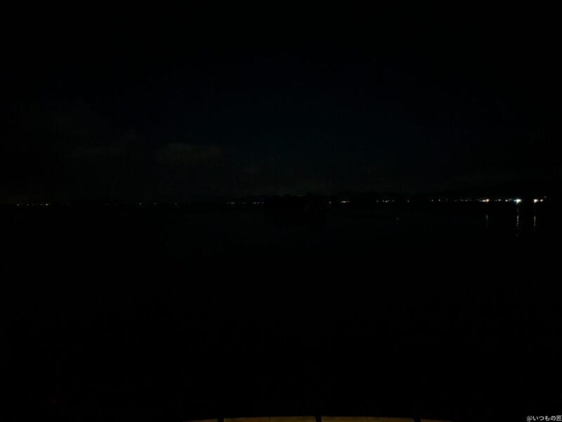 google pixel 8aの通常モードで夜間撮影した写真 | ガジェットレビューの匠 Google Pixel 8a カメラ Google Pixel 8aの通常モードで夜間撮影した写真