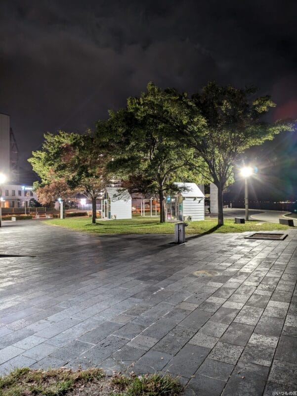 google pixel 8aでズーム撮影した夜景写真 | ガジェットレビューの匠 Google Pixel 8a カメラ Google Pixel 8aでズーム撮影した夜景写真