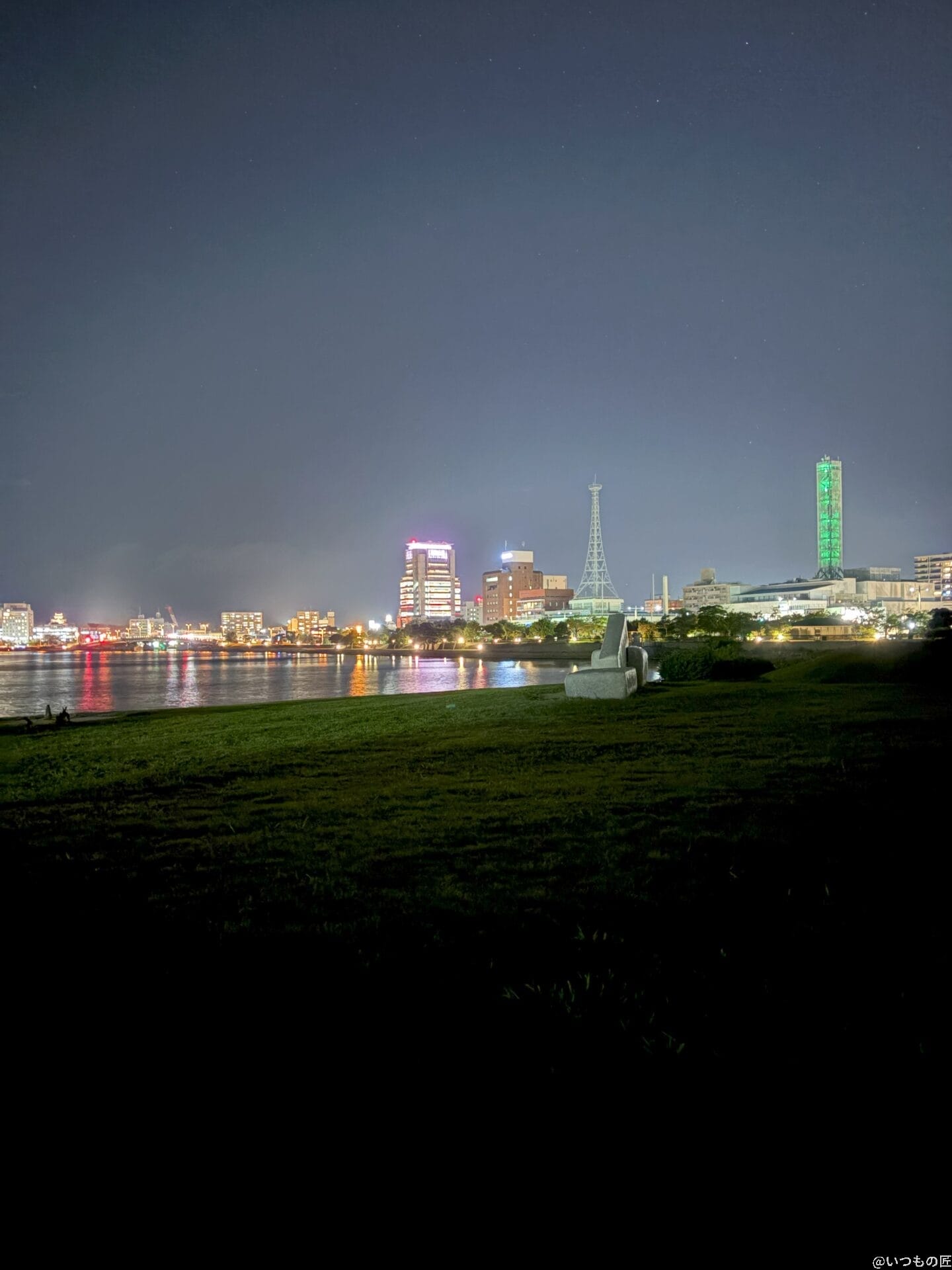 iPhone 16/16 Plus カメラ
iPhone 16でズーム撮影した夜景写真