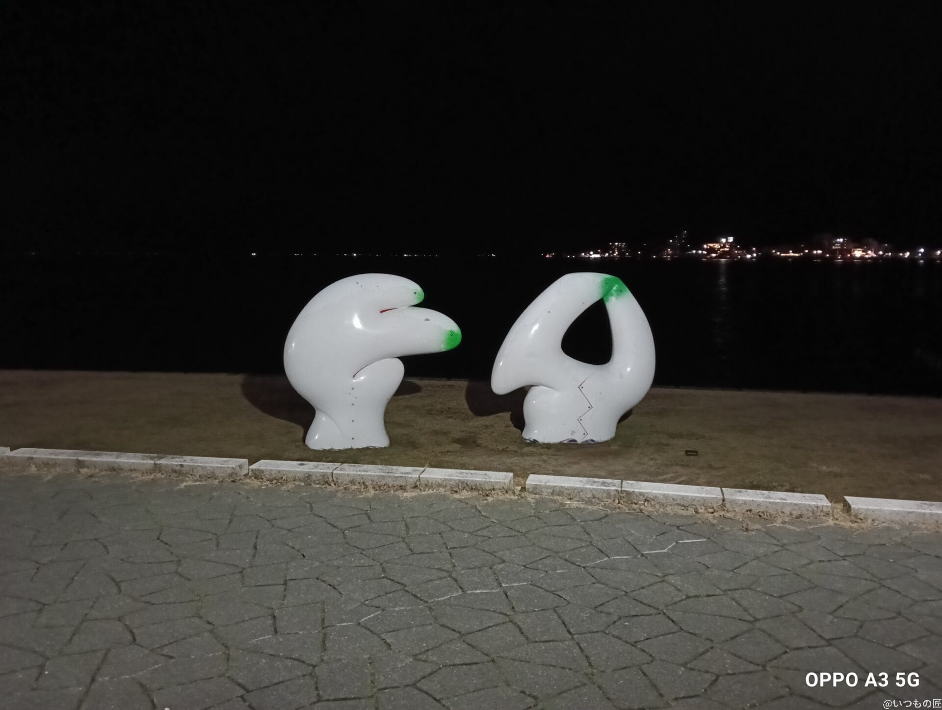 oppo a3 5g カメラでズーム撮影した夜景写真 | ガジェットレビューの匠 OPPO A3 5G カメラ OPPO A3 5G カメラでズーム撮影した夜景写真
