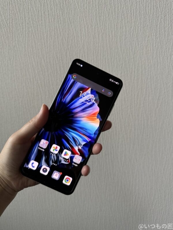 手持ちのnubia flip 2 | ガジェットレビューの匠 nubia Flip 2 レビュー 手持ちのnubia Flip 2