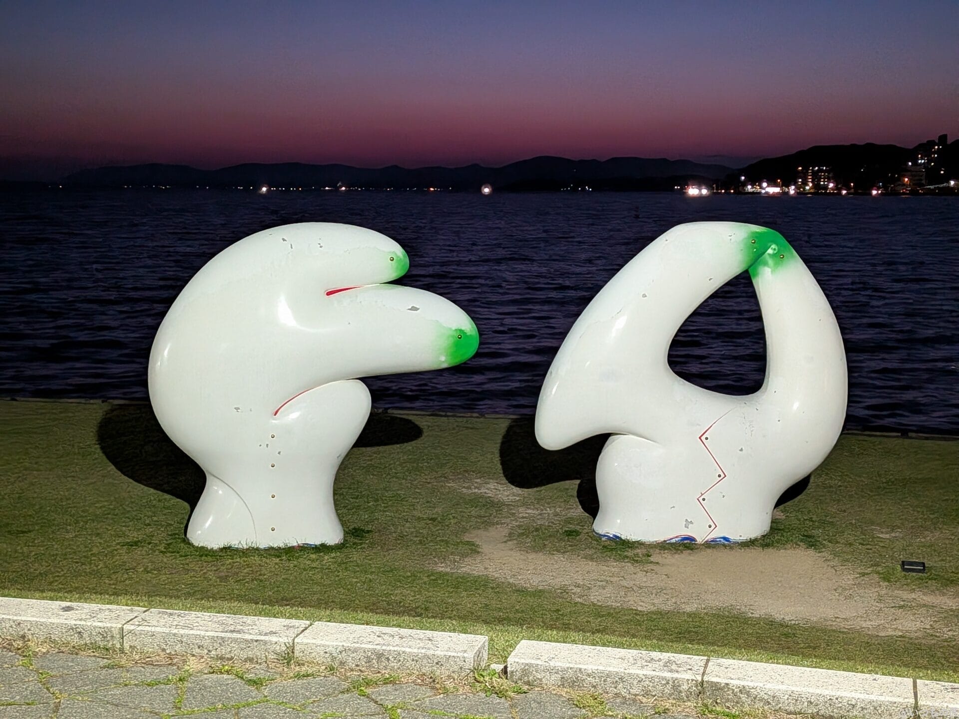 Google Pixel 9a カメラ
Google Pixel 9aでズーム撮影した夜景写真