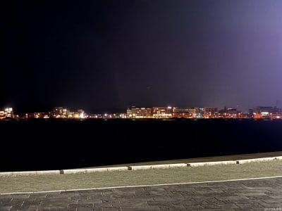 iphone16eで暗所撮影した写真 | ガジェットレビューの匠 iPhone16e カメラ iPhone16eで暗所撮影した写真