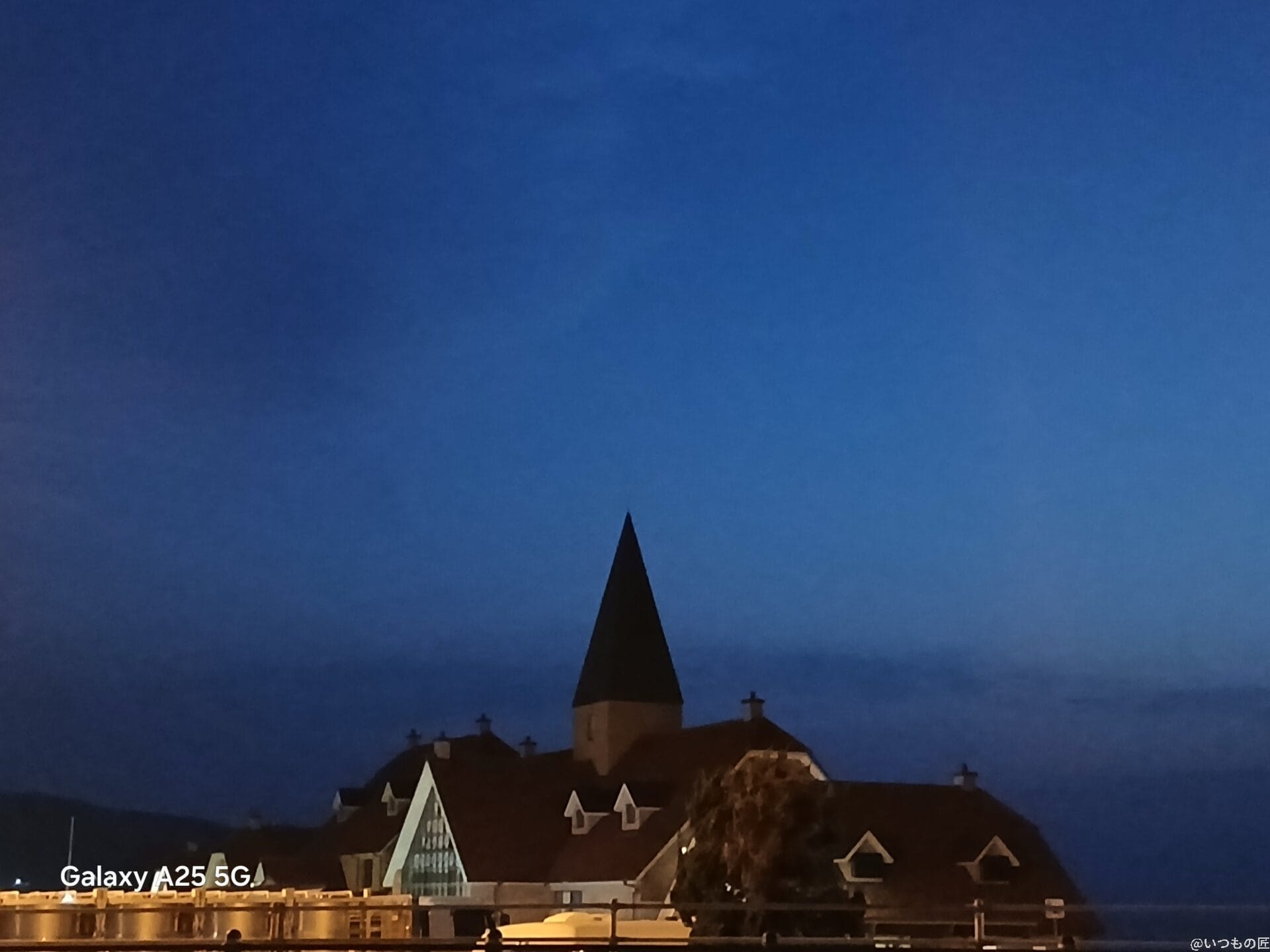 Galaxy A25 5G カメラ
Galaxy A25 5Gで暗所・夜間撮影した写真