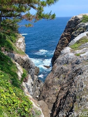 AQUOS wish5 カメラ 晴天下の岸壁